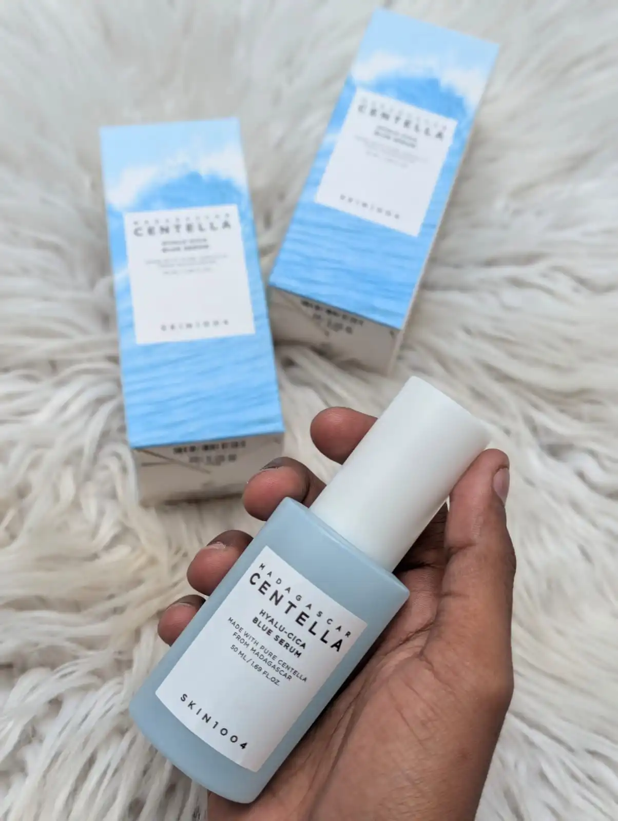 SKIN1004 Madagascar Centella Hyalu-Cica Blue Serum thumbnail 3